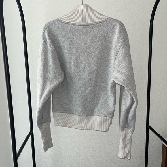 AGOLDE x REVOLVE | Klara Extended V-Neck Sweatshirt in Grey Heather | Size Small - Picture 6 of 9